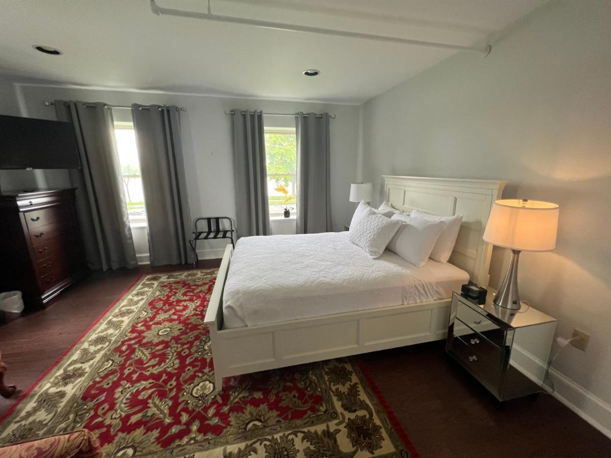The Manor On Front Bed and Breakfast Harrisburg Kamer foto